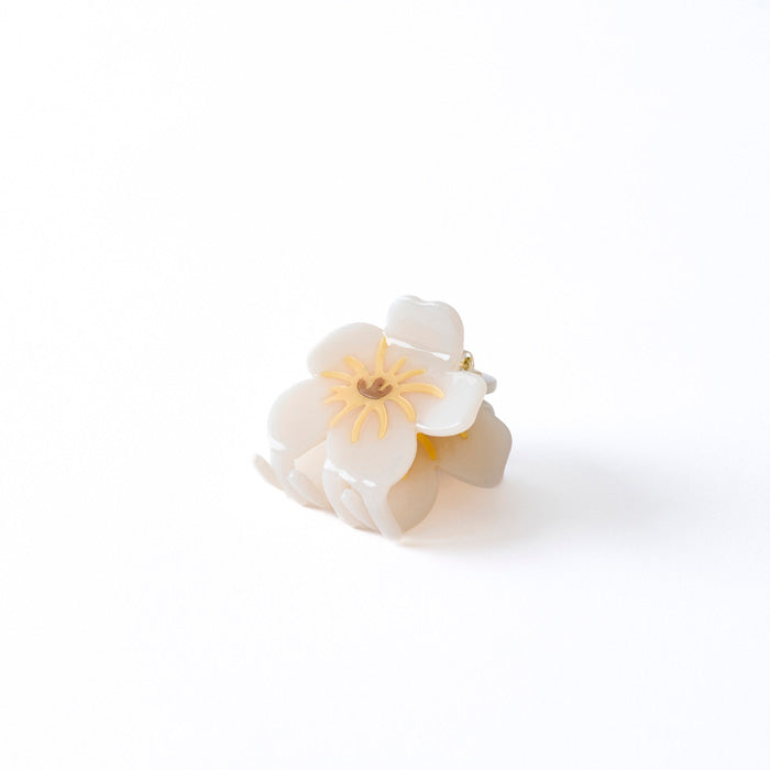 Coopmonsters Hair Clip: Mini Puakenikeni White - always a.line