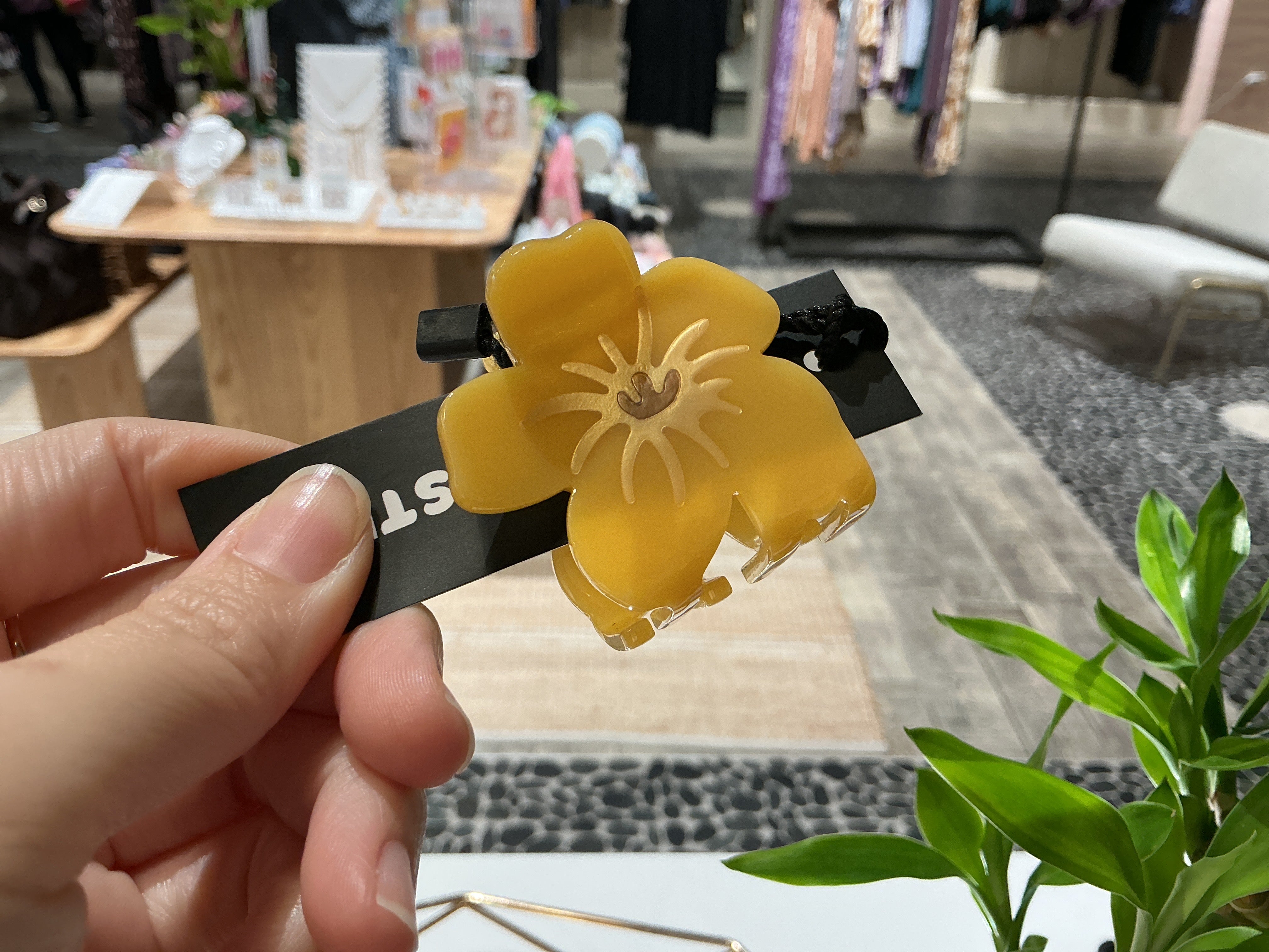 Coopmonsters Hair Clip: Mini Puakenikeni Yellow - always a.line