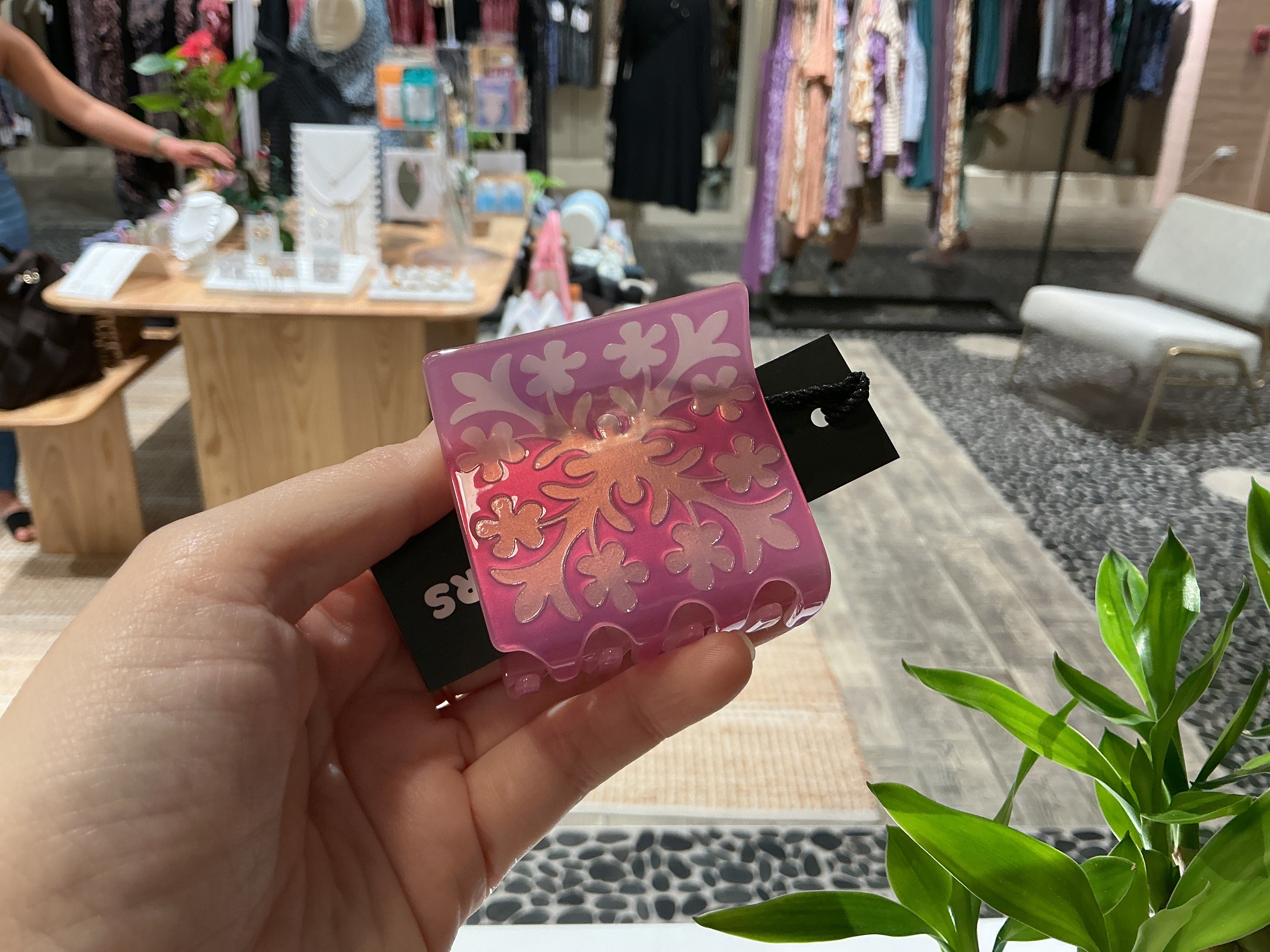 Coopmonsters Hair Clip: Hawaiian Quilt Pink - always a.line