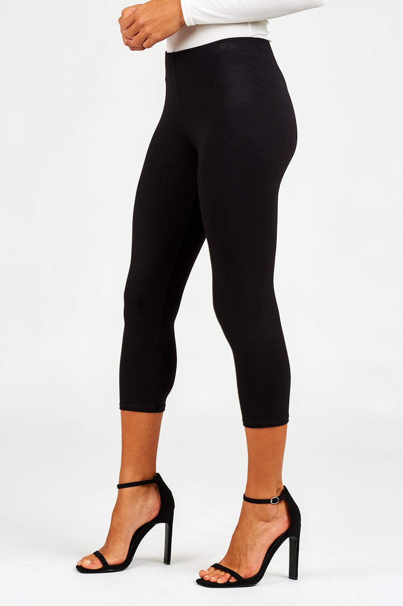 Capri Legging - FINAL SALE – always a.line